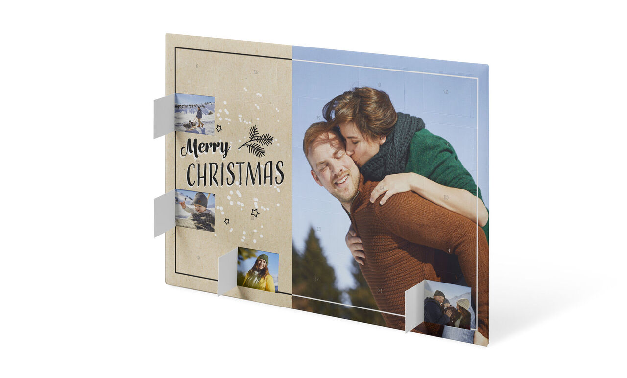 Weihnachtsgrußkarte mit Fotos von glücklichen Momenten