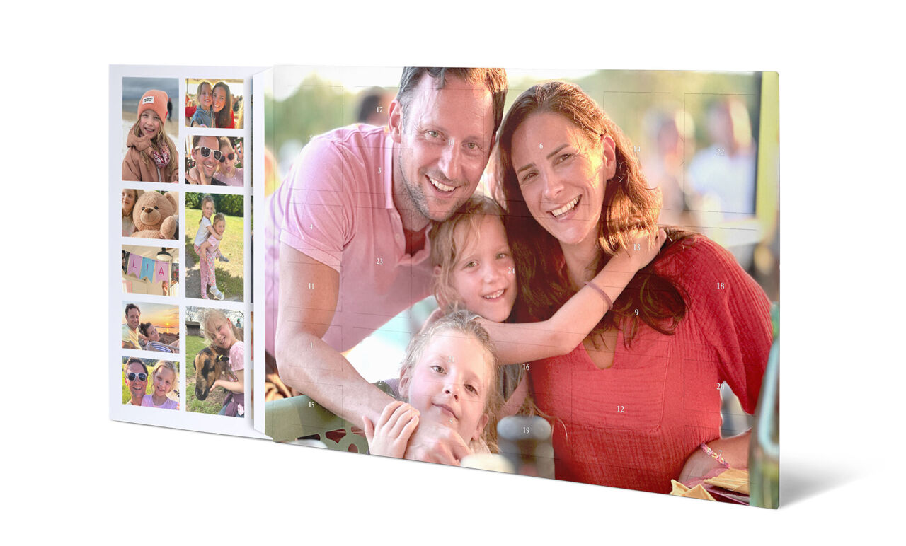 XXL Foto-Adventskalender mit Poster-Collage mit einem großen und vielen kleinen Familienfotos
