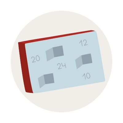 Ein stilisierter CEWE Kalender zeigt die Zahlen 10, 12, 20 und 24 in verschiedenen Kästchen.